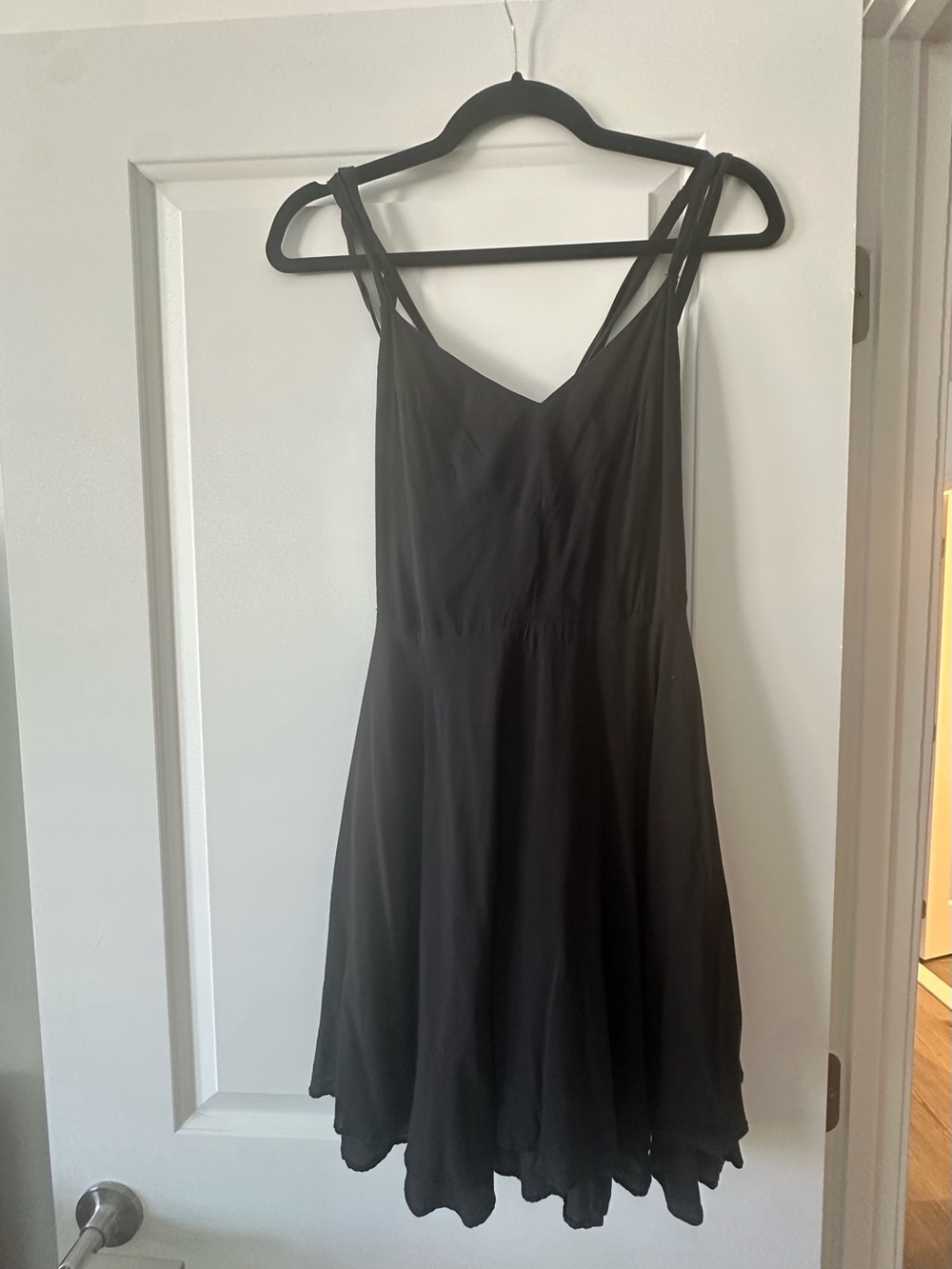 Urban Outfitters Kimchi Blue Black Sleeveless V-Neck Women's Dress Size 6
